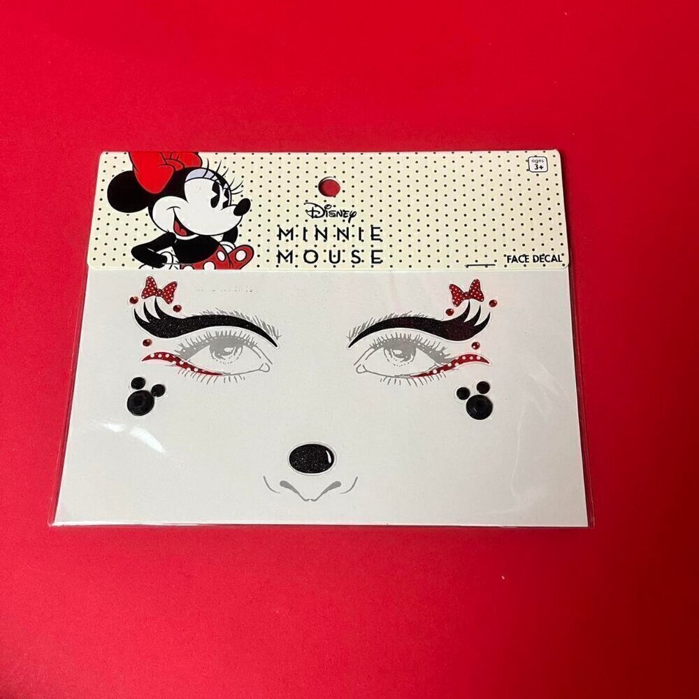 Spirit Halloween / Minnie mouse face decals 🖤❤️